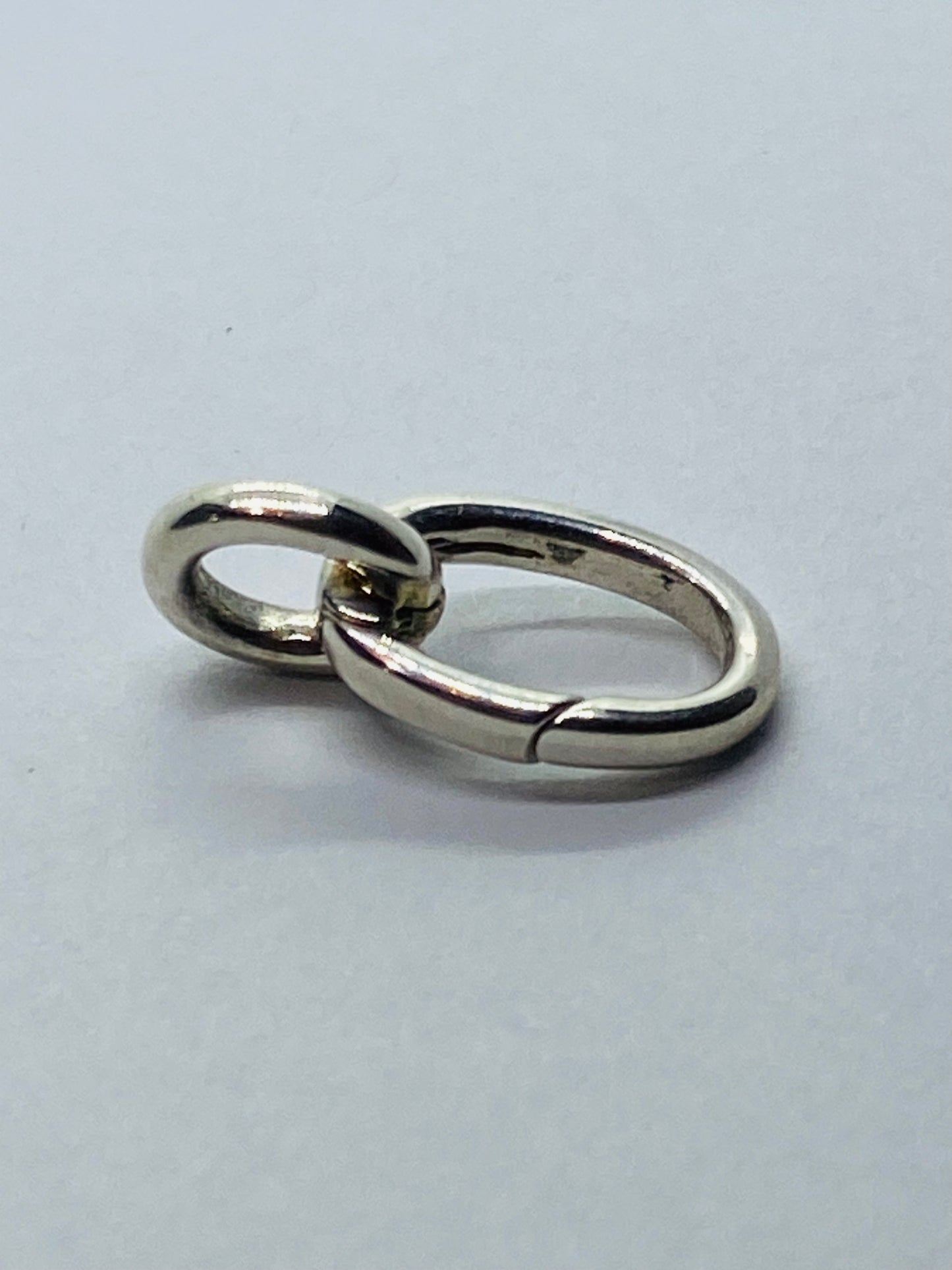 Tiffany Oval Clasping Link Spring Jump Ring Extender