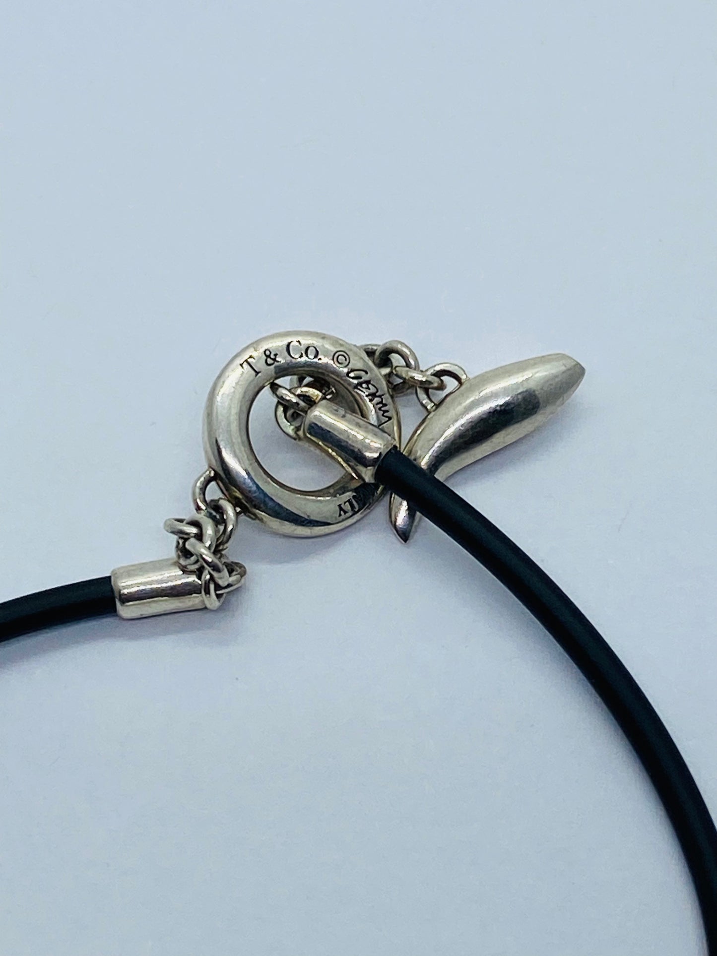 Tiffany & Co. Frank Gehry Sterling Silver Fish Rubber Bracelet 7.25”
