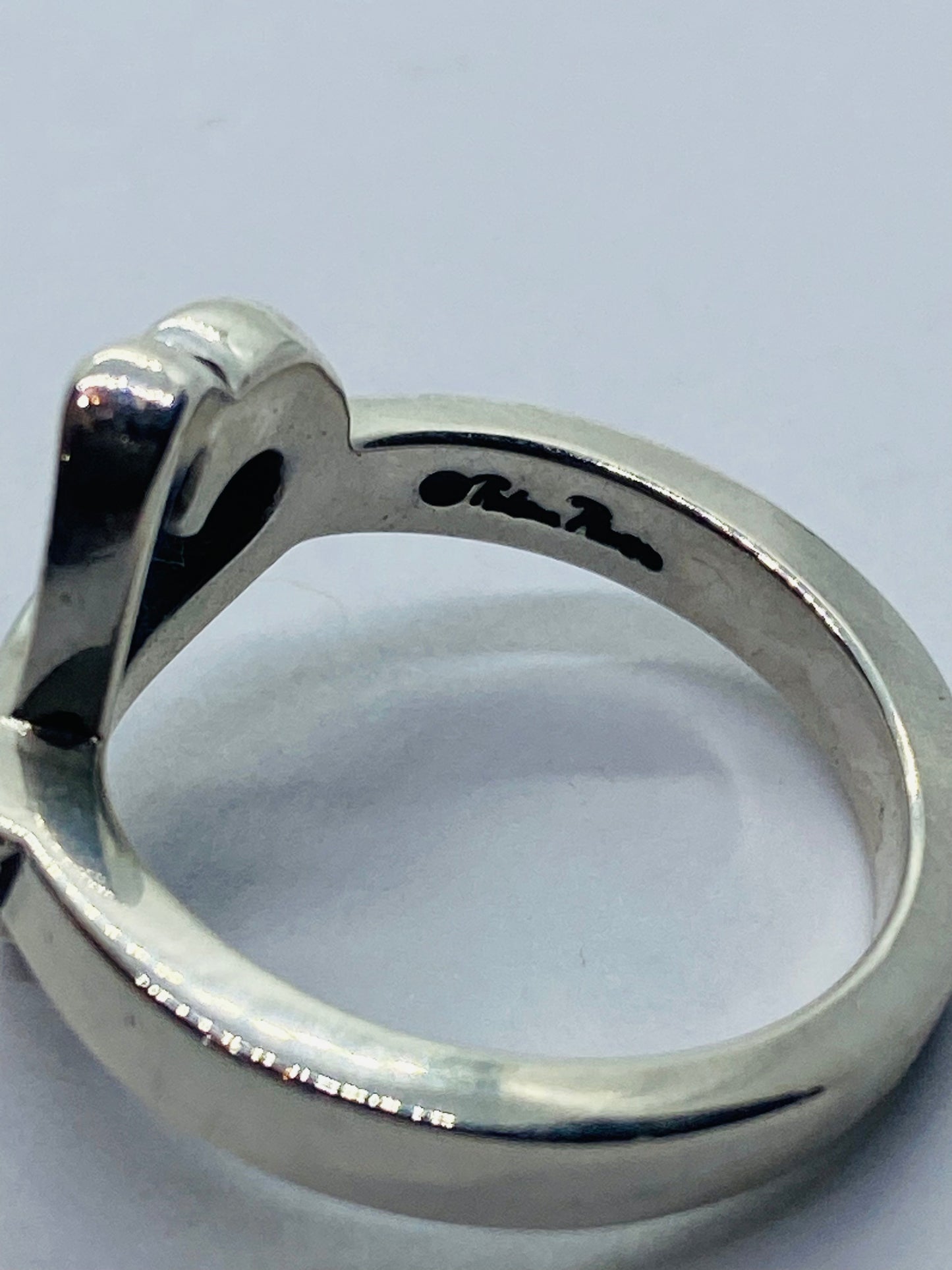 Tiffany & Co. Paloma Picasso 925 Sterling Silver 6.5 Loving Heart Ring Pouch