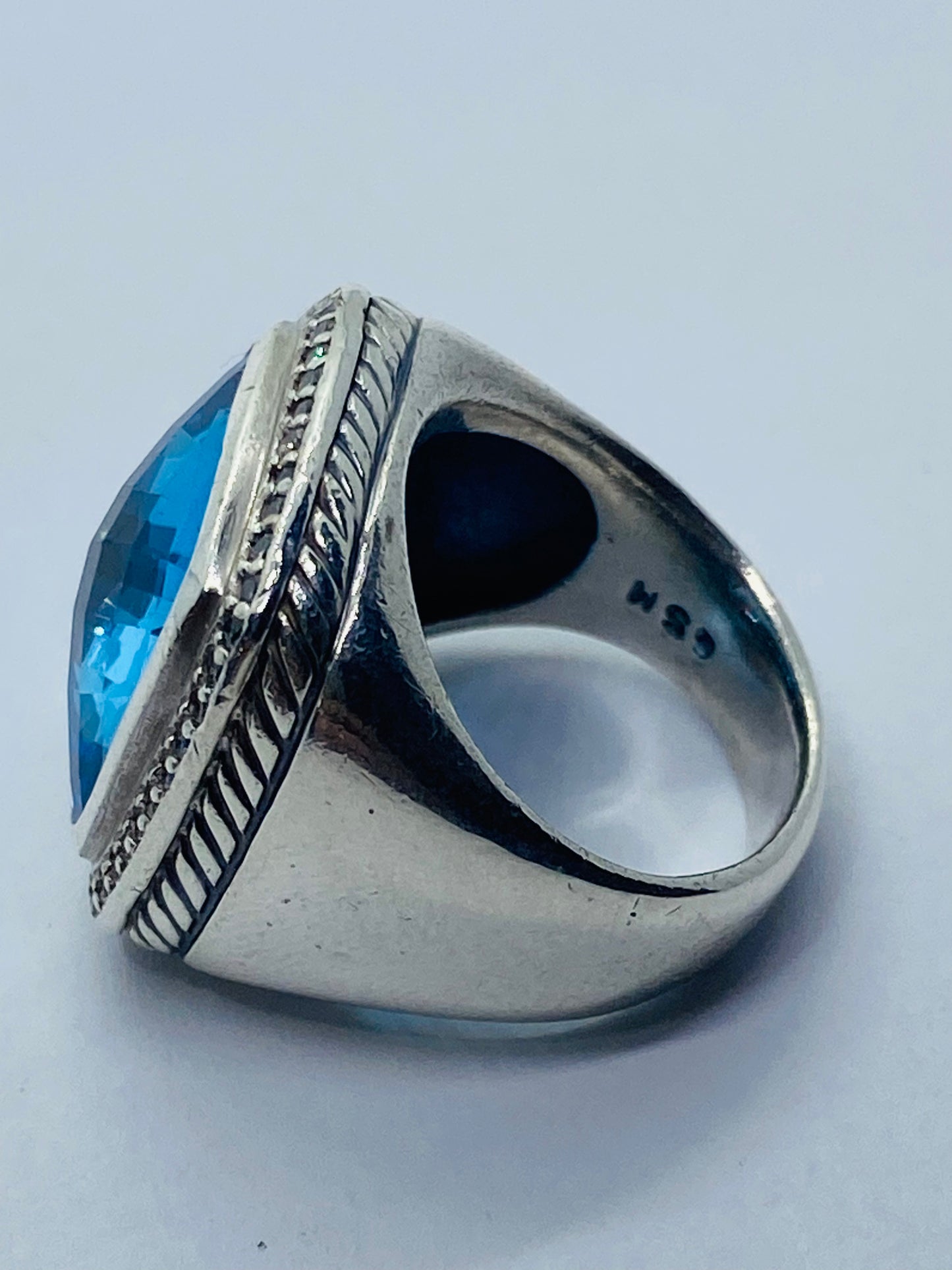 David Yurman Albion Diamond Blue Topaz Ring 14MM Topaz 100% Authentic Pouch 6.5