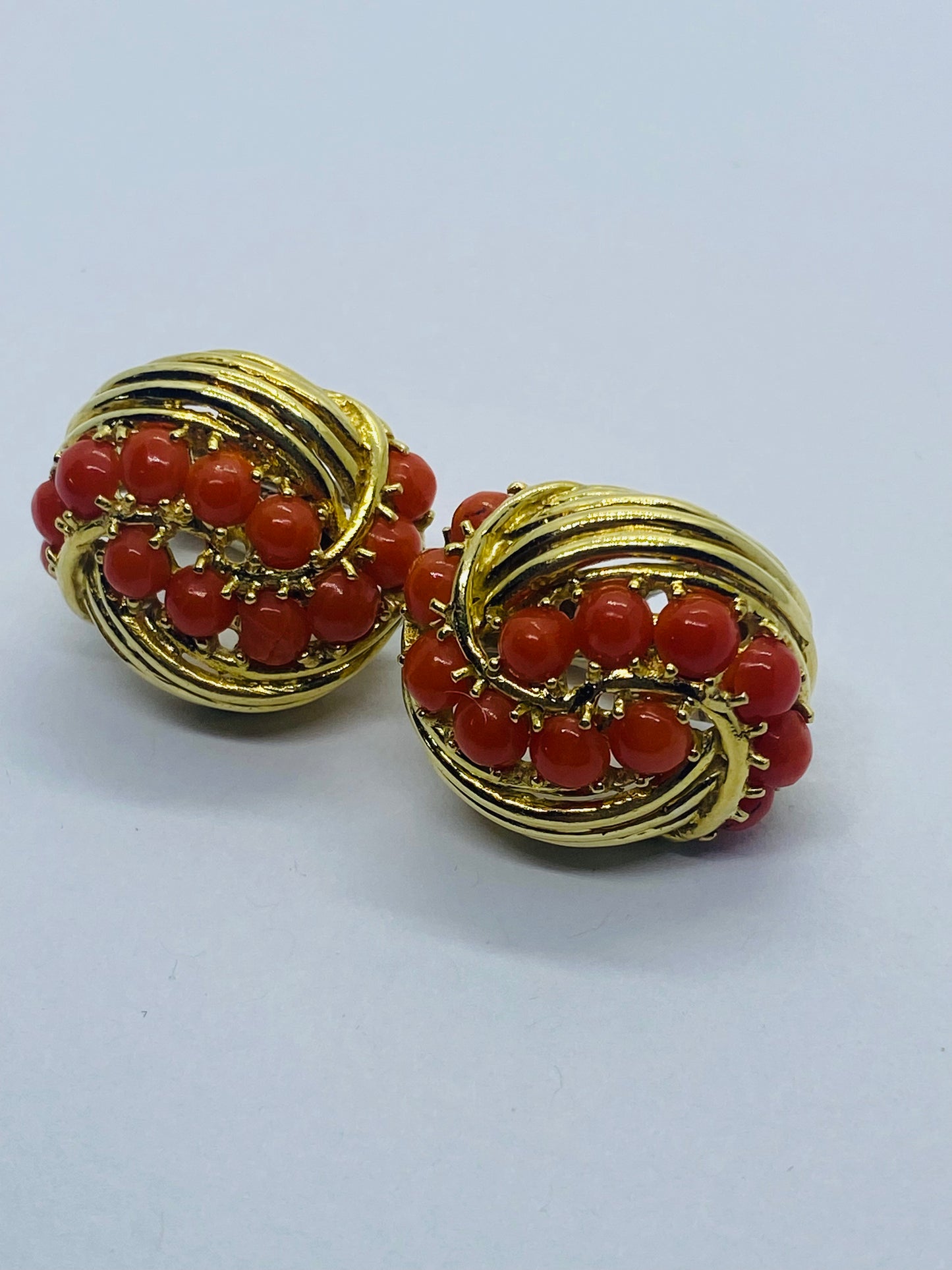Tiffany 18k Gold Earrings Coral Clip On Earrings 750. Box, Pouch, Ribbon Bag