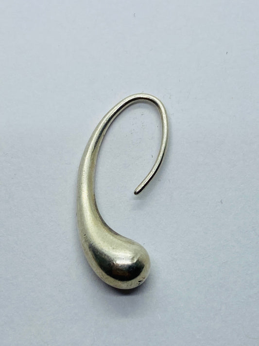 Tiffany & Co. Elsa Peretti Teardrop Hook Dangle Earrings Made in Spain SINGLE