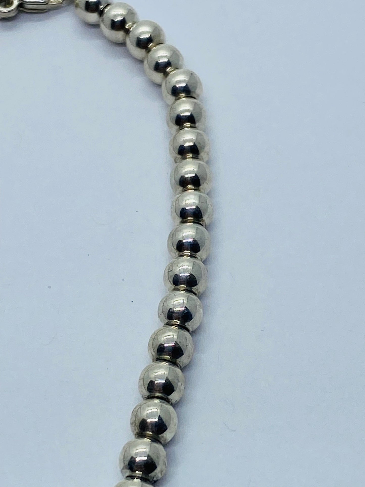 Tiffany & Co. Mini  Bow Bead Bracelet Medium Sterling Silver 925 7”