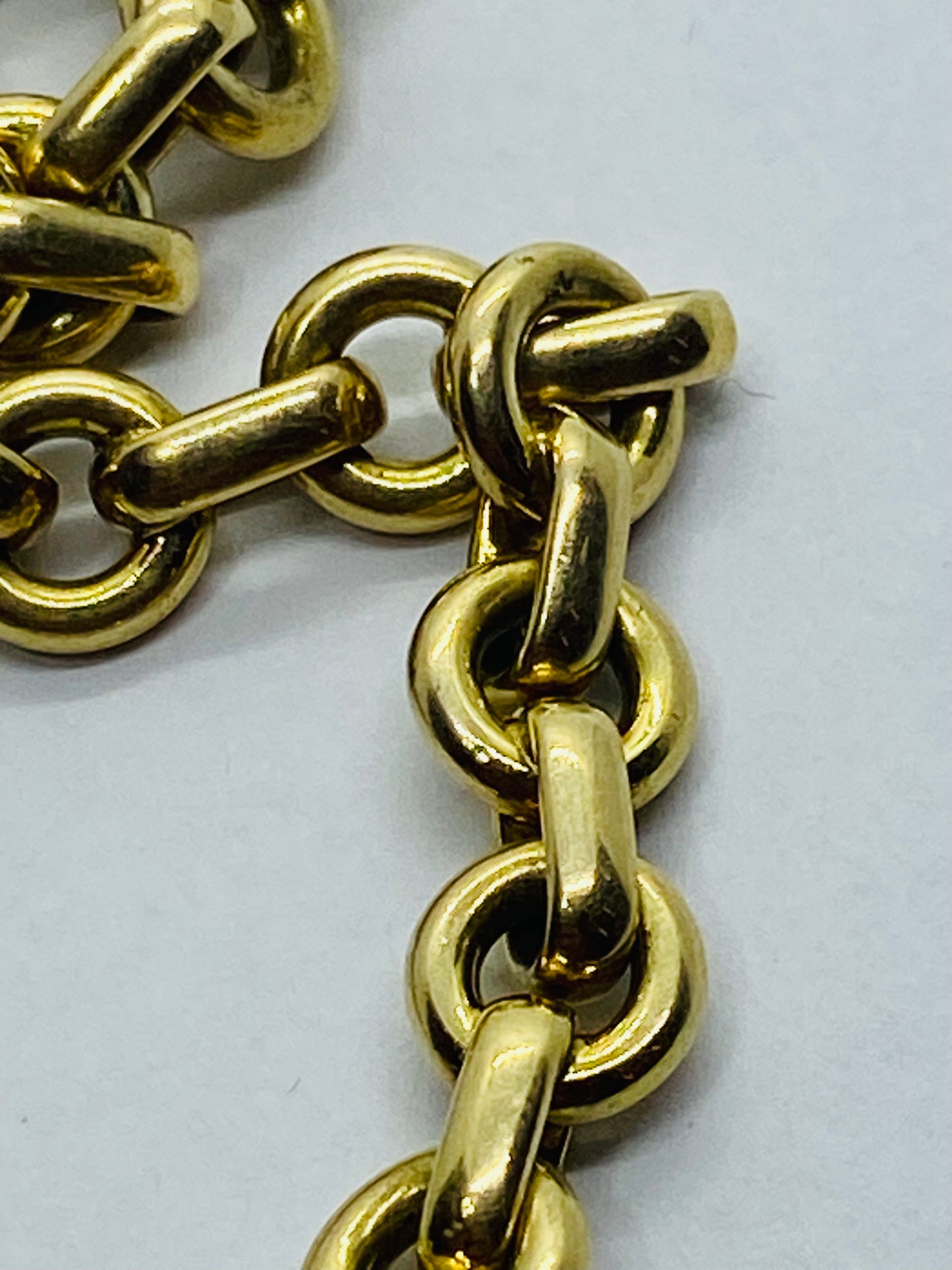 Tiffany & Co. 18K Yellow Gold 7 1/2” Round Chain Link  Donut. Solid 18K 750 Bracelet