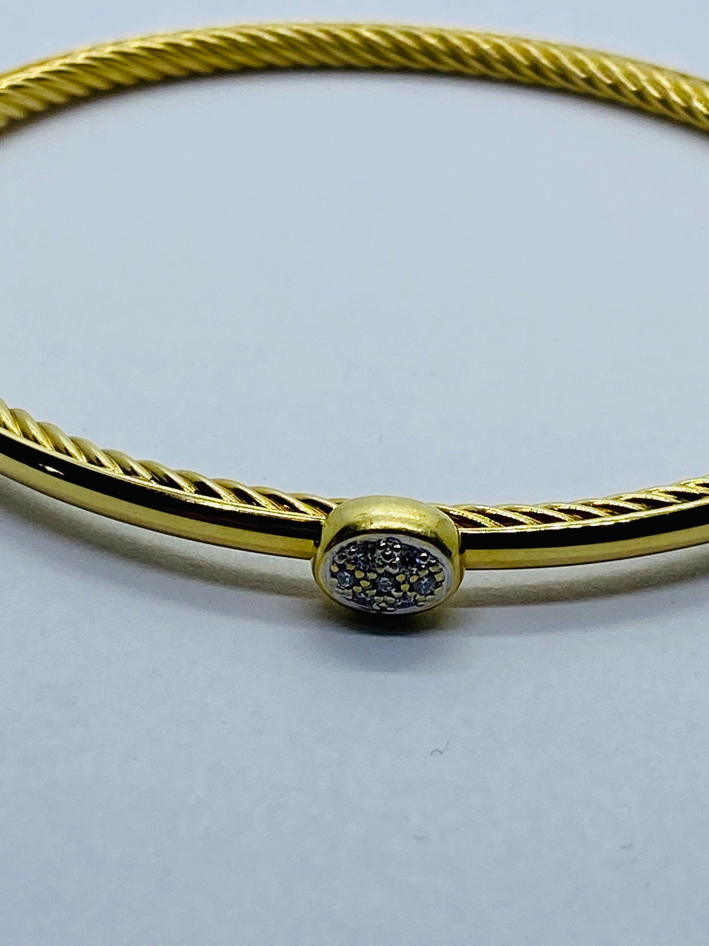 DAVID YURMAN Confetti Bangle Bracelet Diamonds 18K Yellow Gold  7.5” 2.6MM Wide