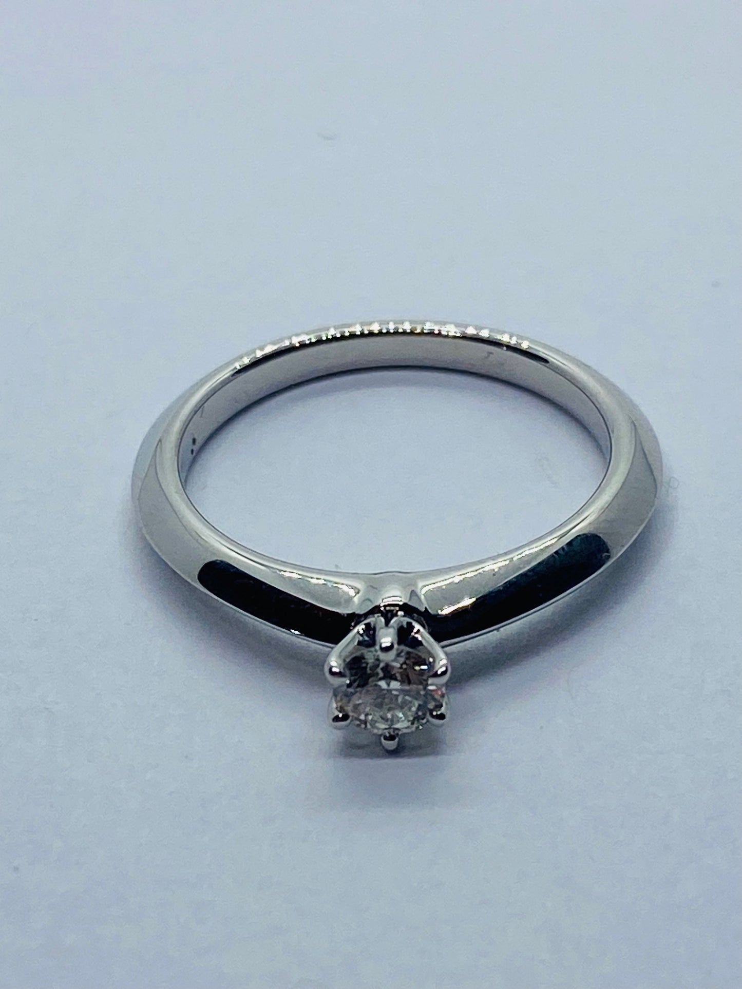 Tiffany & Co. 0.20 CT Diamond Platinum Solitaire Engagement Ring BOX!