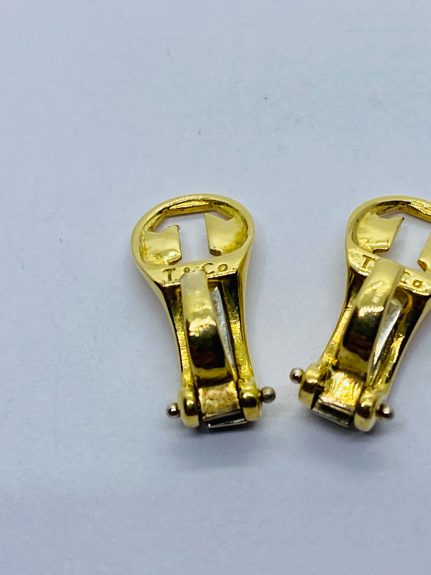 Authentic TIFFANY&CO 18K Yellow Gold Clip-On Backs. PLEASE READ! 4.3 Grams