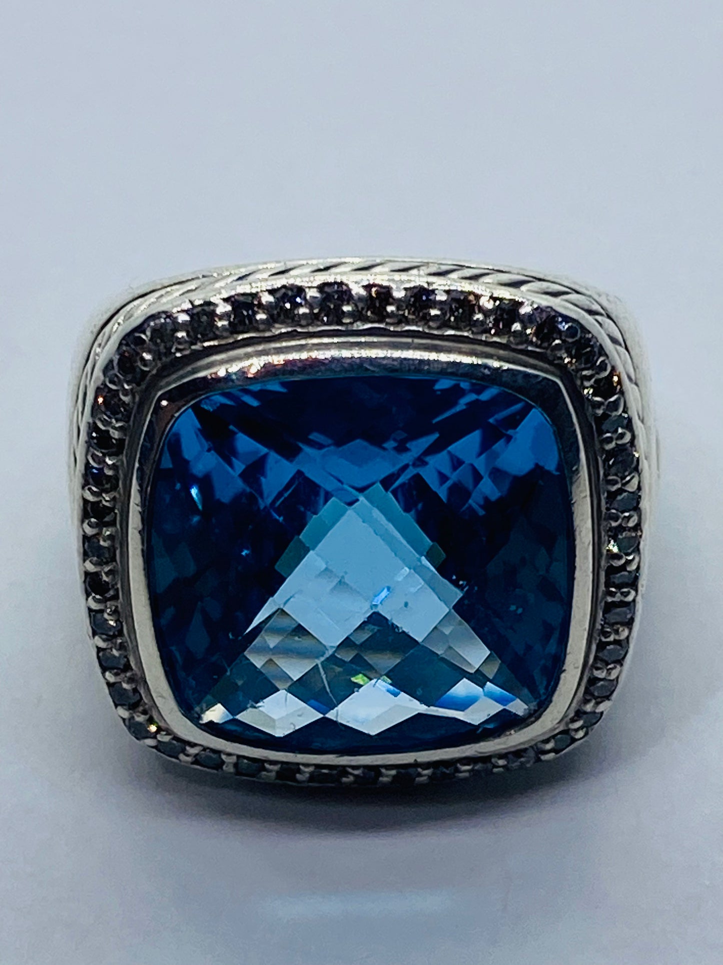 David Yurman Albion Diamond Blue Topaz Ring 14MM Topaz 100% Authentic Pouch 6.5