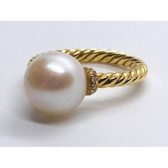 David Yurman 18K Diamond Pearl Ring Size 4.75