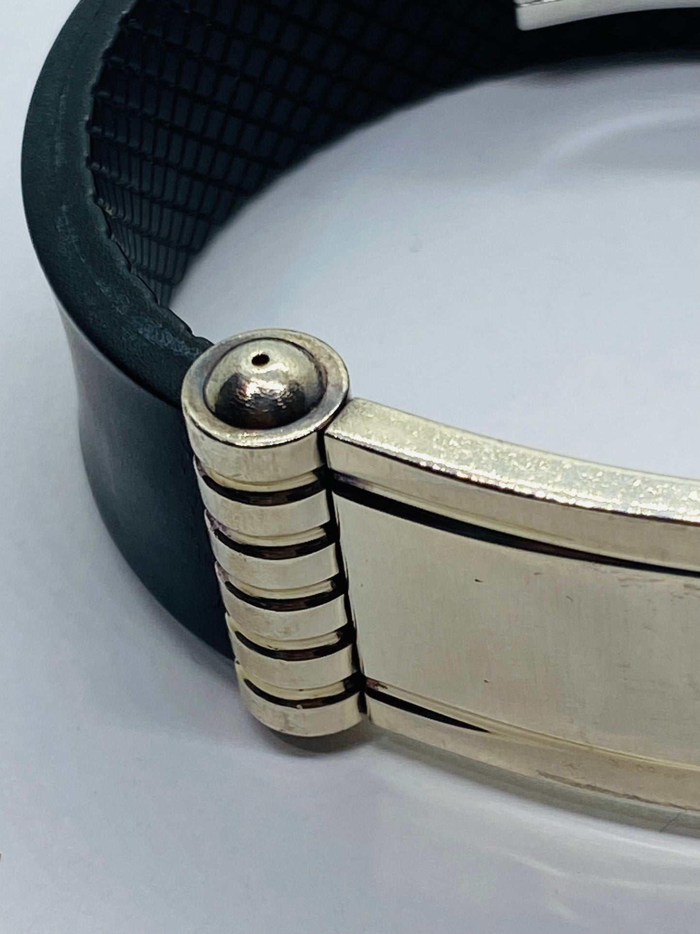 TIFFANY & CO PALOMA PICASSO WIDE ID GROOVE  7.5" BRACELET. STERLING 925 RUBBER