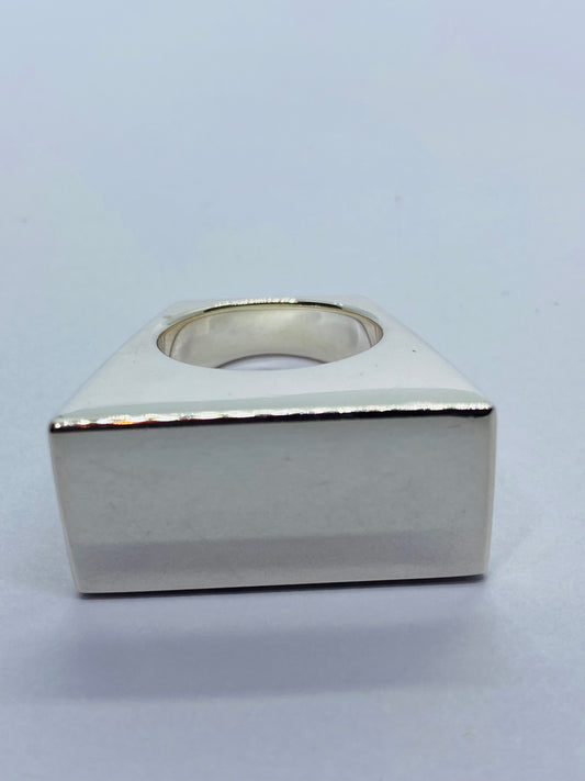 Tiffany & Co Gorgeous OUT OF RETIREMENT BLOCK Sterling Silver 18 Gram Ring 5.5