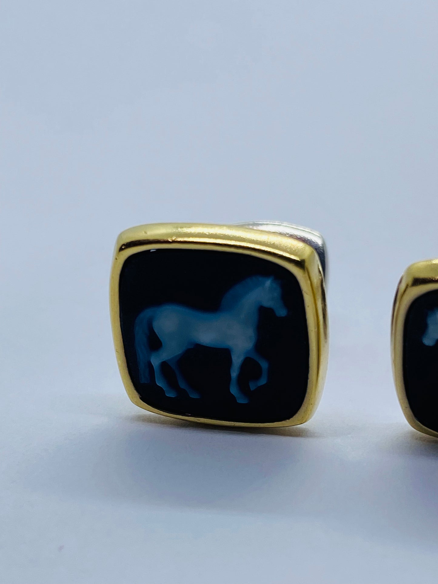 David Yurman PETRVS Carved Agate Horse Sterling Silver 925 22K Cufflinks