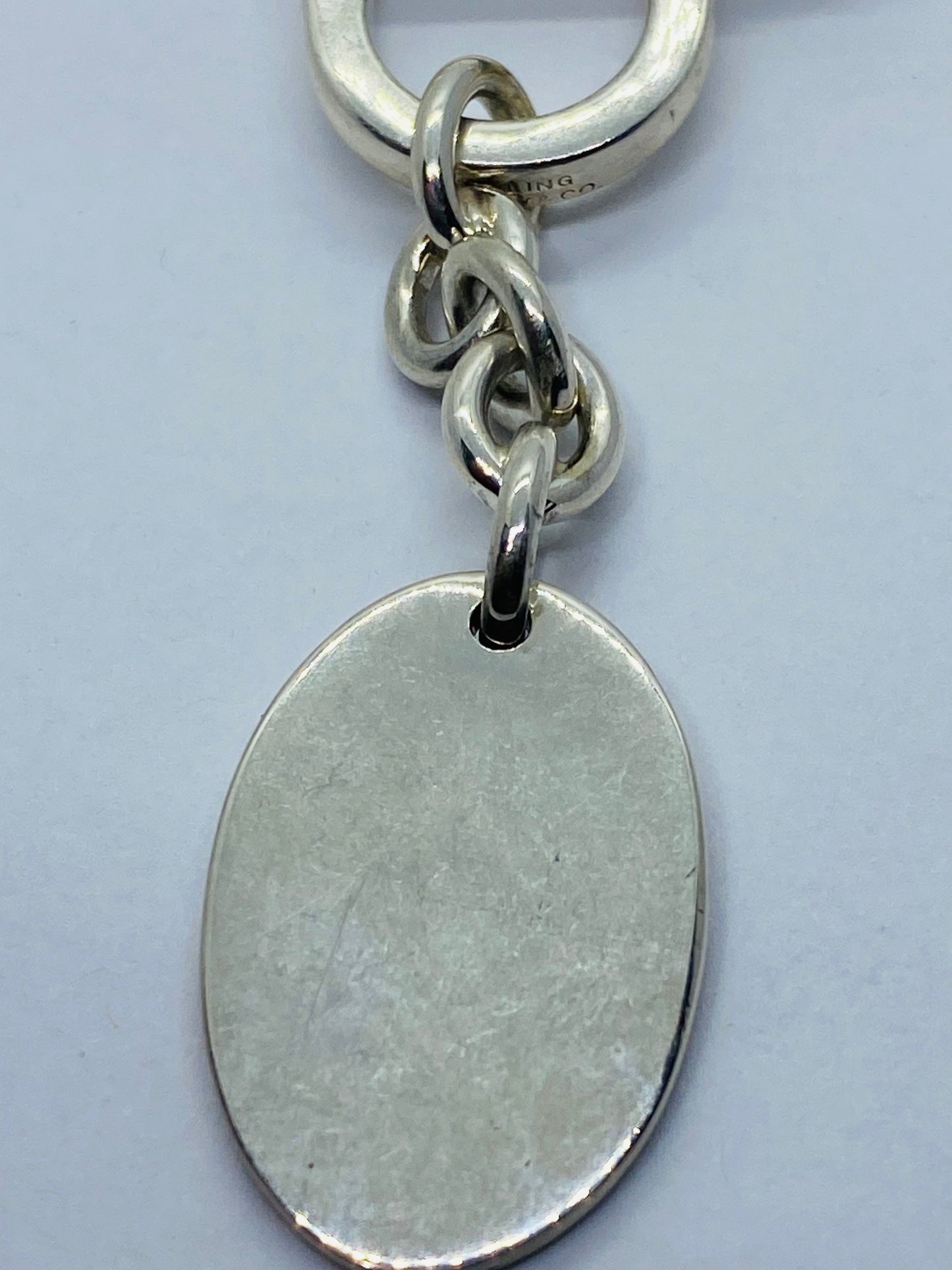 Tiffany & Co Silver Shackle Oval Key Ring Keychain Key Chain