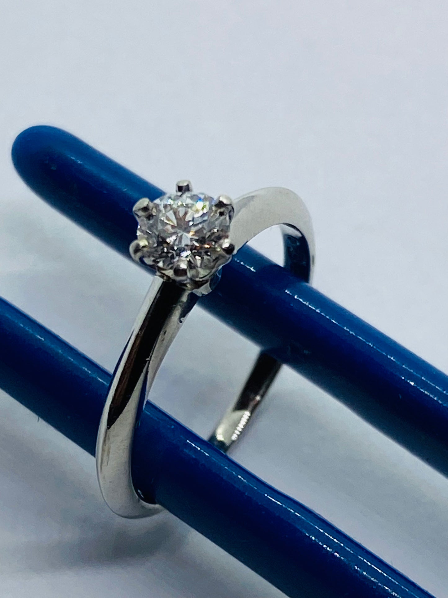 Tiffany & Co. 0.34ct G-H VS2 Diamond Platinum Solitaire Engagement Ring BOX!