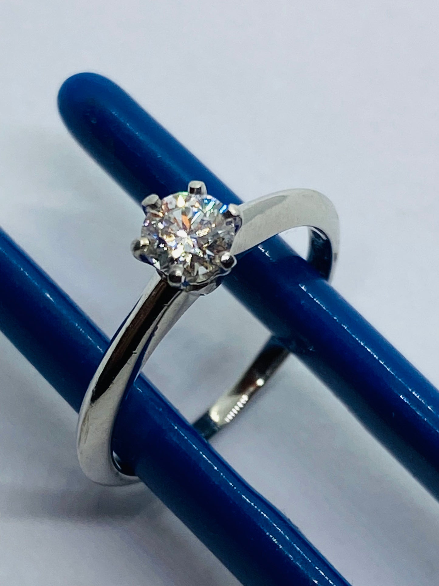 Tiffany & Co. 0.34ct G-H VS2 Diamond Platinum Solitaire Engagement Ring BOX!