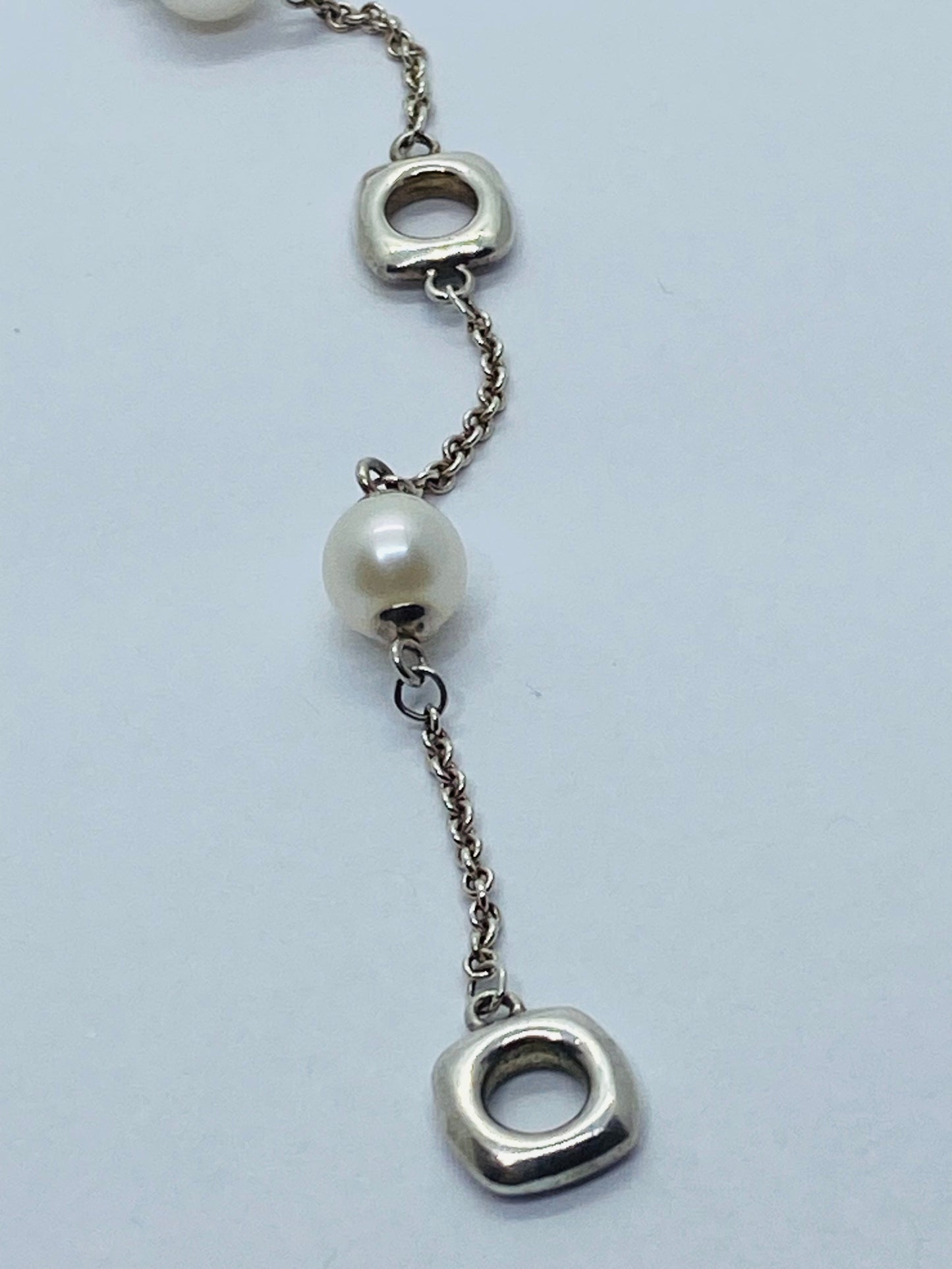 Tiffany & Co Sterling Silver 7mm Cultured Pearls Cushion 7" Toggle Bracelet