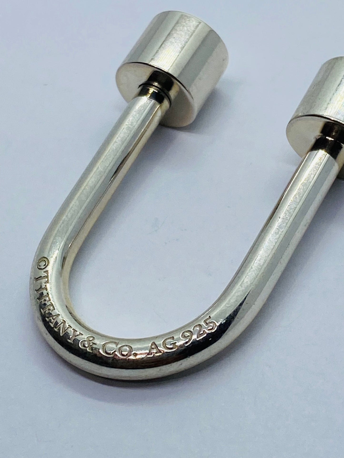 TIFFANY & CO. STERLING SILVER PLEASE RETURN TO. CIRCLE KEYRING