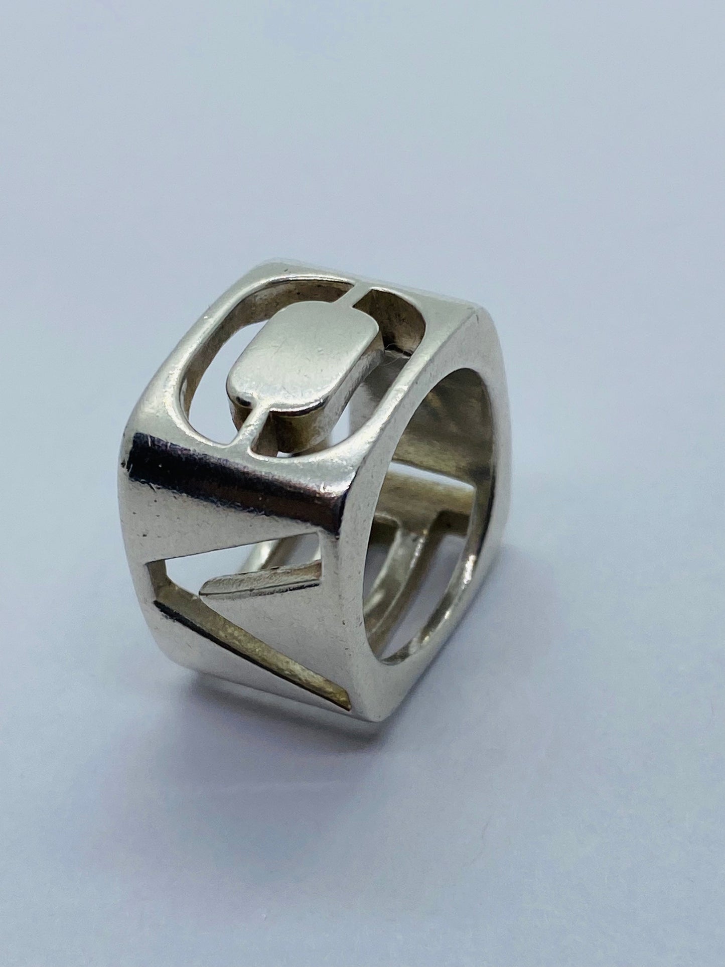 TIFFANY & CO DONALD CLAFLIN ERA STENCIL LOVE RING 925 STERLING SILVER 4.75 POUCH