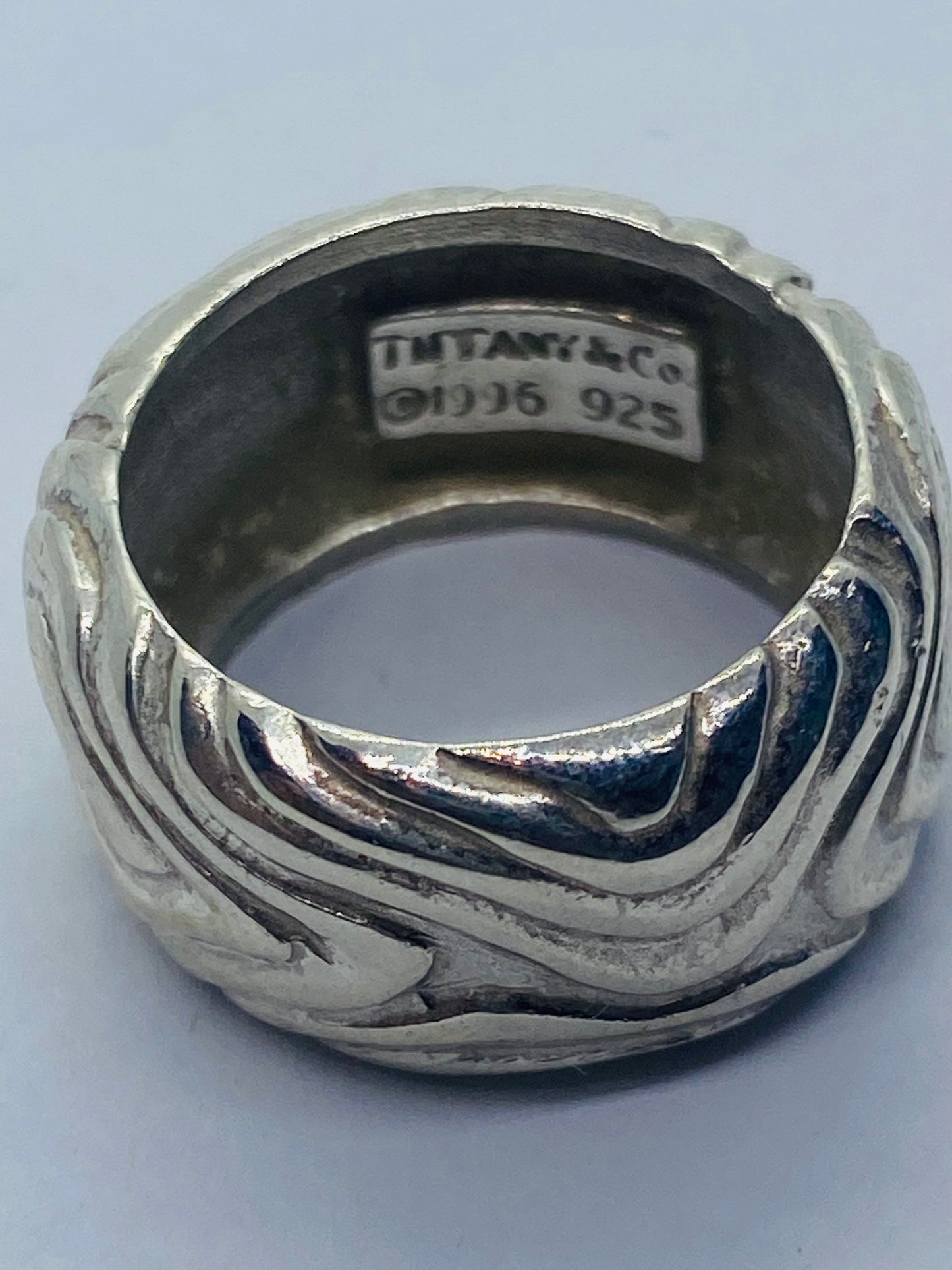 AUTHENTIC TIFFANY & CO SILVER WOOD DESIGN RING SIZE 5 POUCH INCLUDED