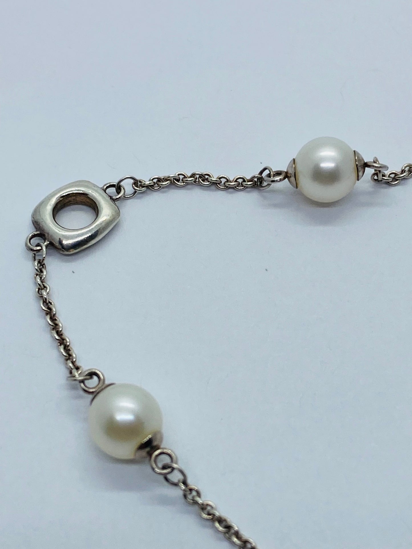 Tiffany & Co Sterling Silver 7mm Cultured Pearls Cushion 7" Toggle Bracelet
