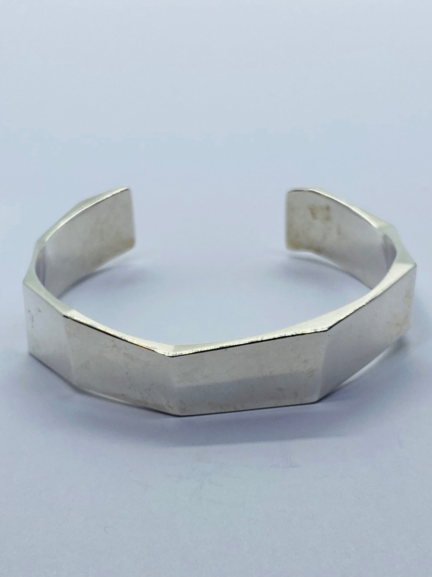 Tiffany & Co. Frank Gehry Narrow Fold Cuff Medium Bracelet Sterling Silver 925