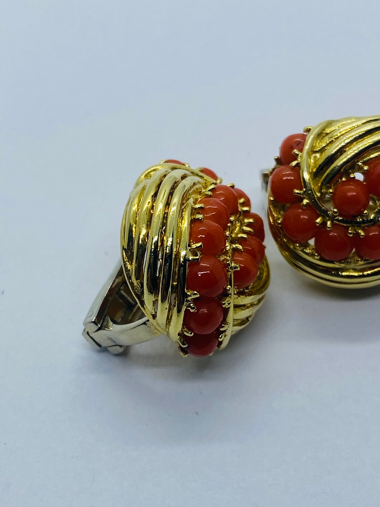 Tiffany 18k Gold Earrings Coral Clip On Earrings 750. Box, Pouch, Ribbon Bag
