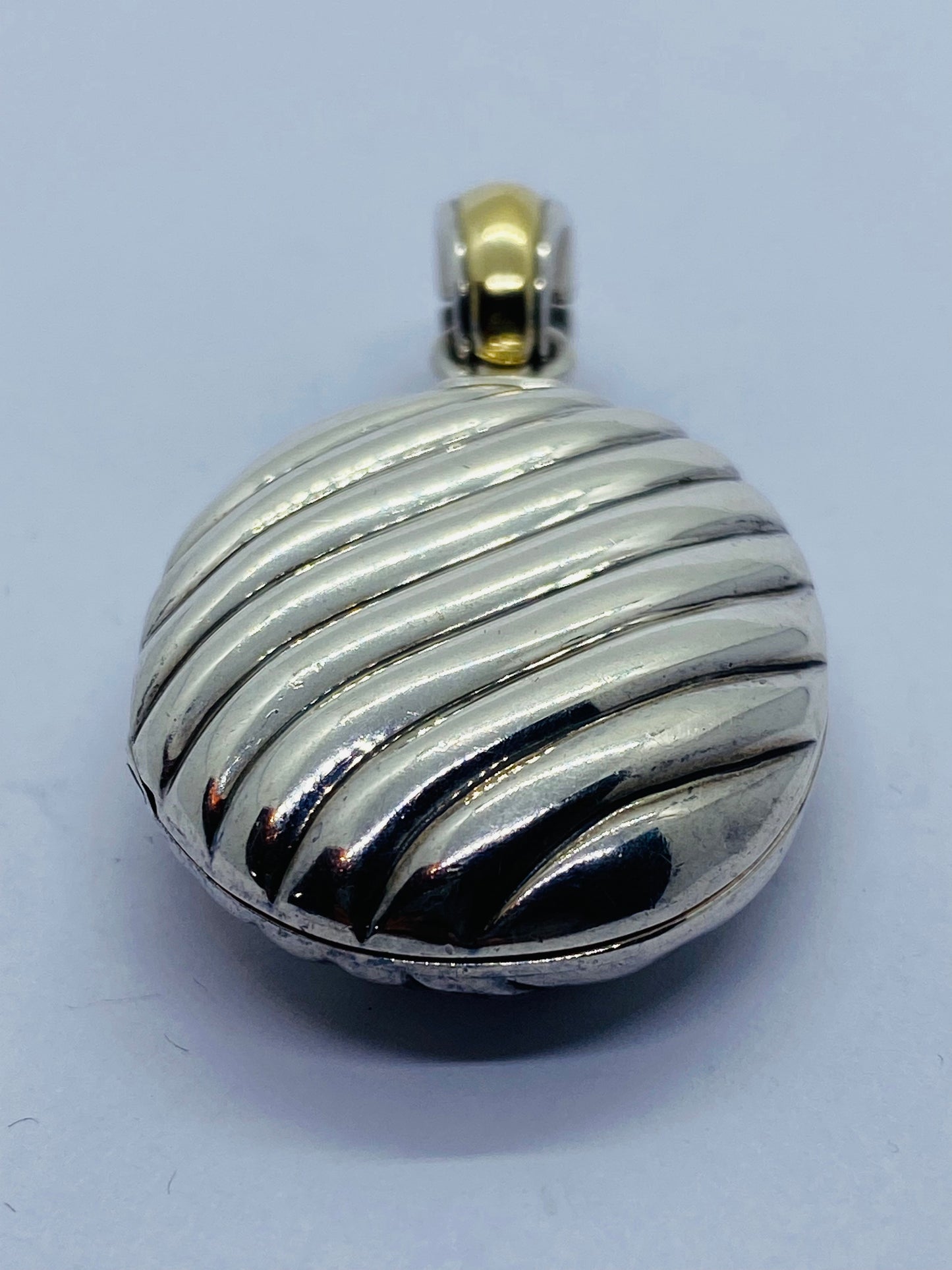 David Yurman 925 Silver & 18k 750 Gold Sculpted Cable Locket Pendant