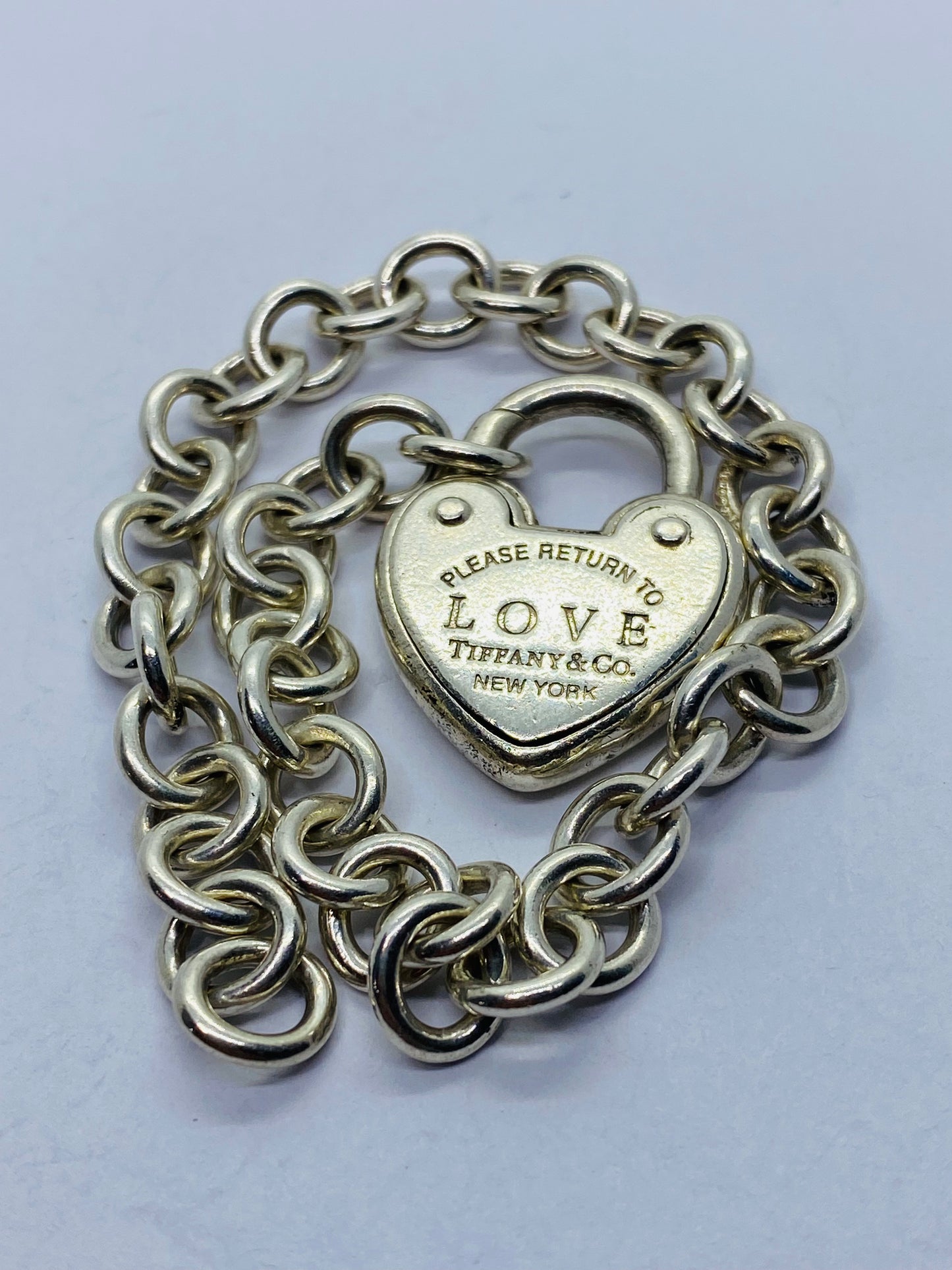 Tiffany & Co. 8.25”Arc Heart Padlock Charm Please Rerun To Love Bracelet Silver