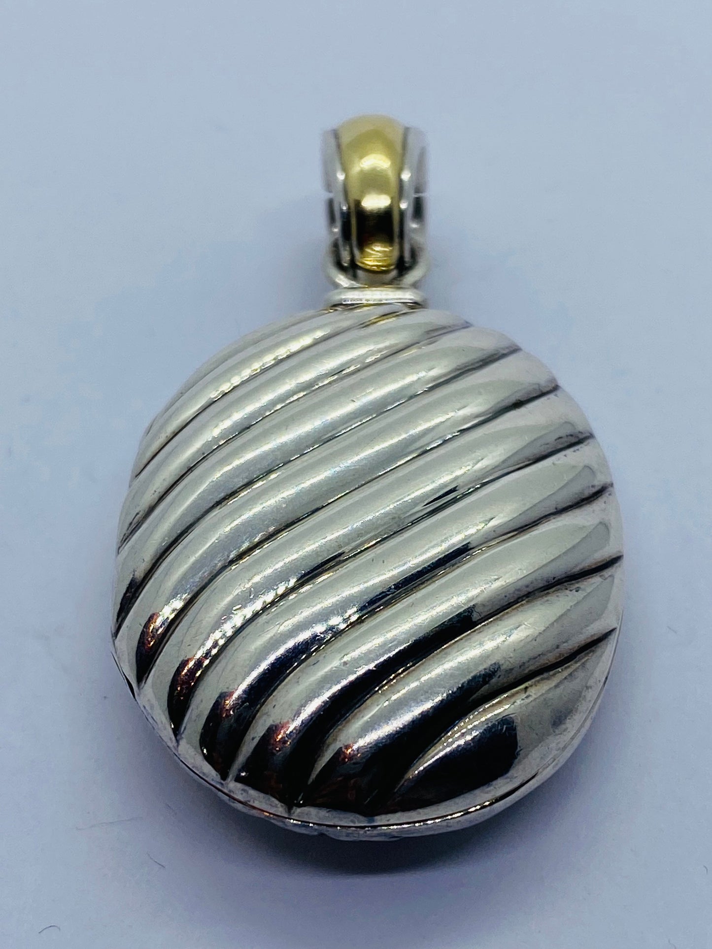 David Yurman 925 Silver & 18k 750 Gold Sculpted Cable Locket Pendant