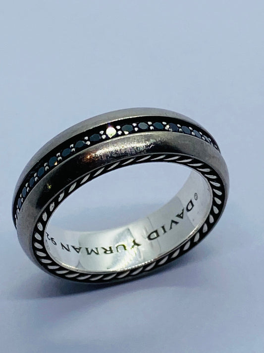 STREAMLINE BAND RING IN GREY TITANIUM SILVER WITH PAVÉ BLACK DIAMONDS .66CT