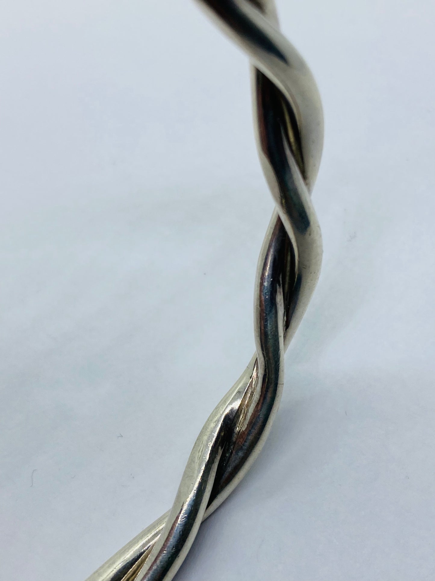 Tiffany & Co. Sterling Silver Twist Bangle Bracelet 7.5" 35.4