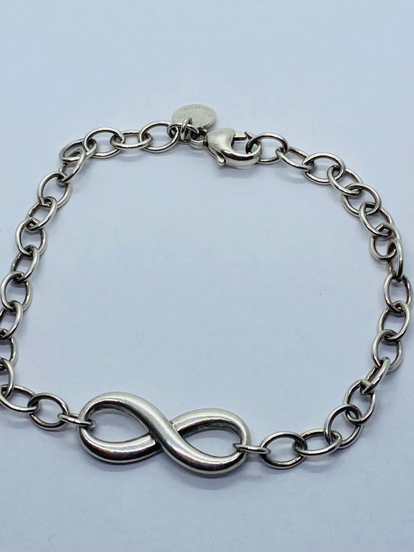 Tiffany & Co. 925 Silver Infinity Oval Link 7.25’ Bracelet