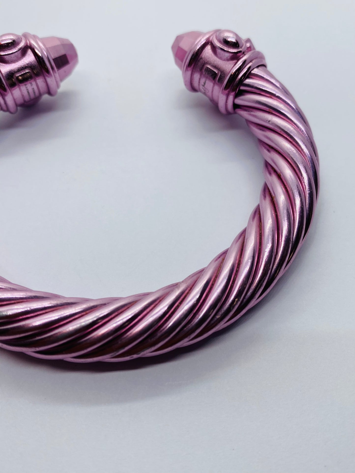 David Yurman Pink  Aluminum Renaissance Bracelet 10mm 6.5”. Read