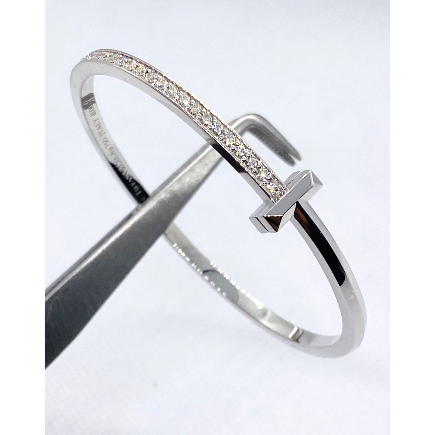 Tiffany & Co T1 Narrow Diamond  Hinged Bangle 18k White Gold Small
