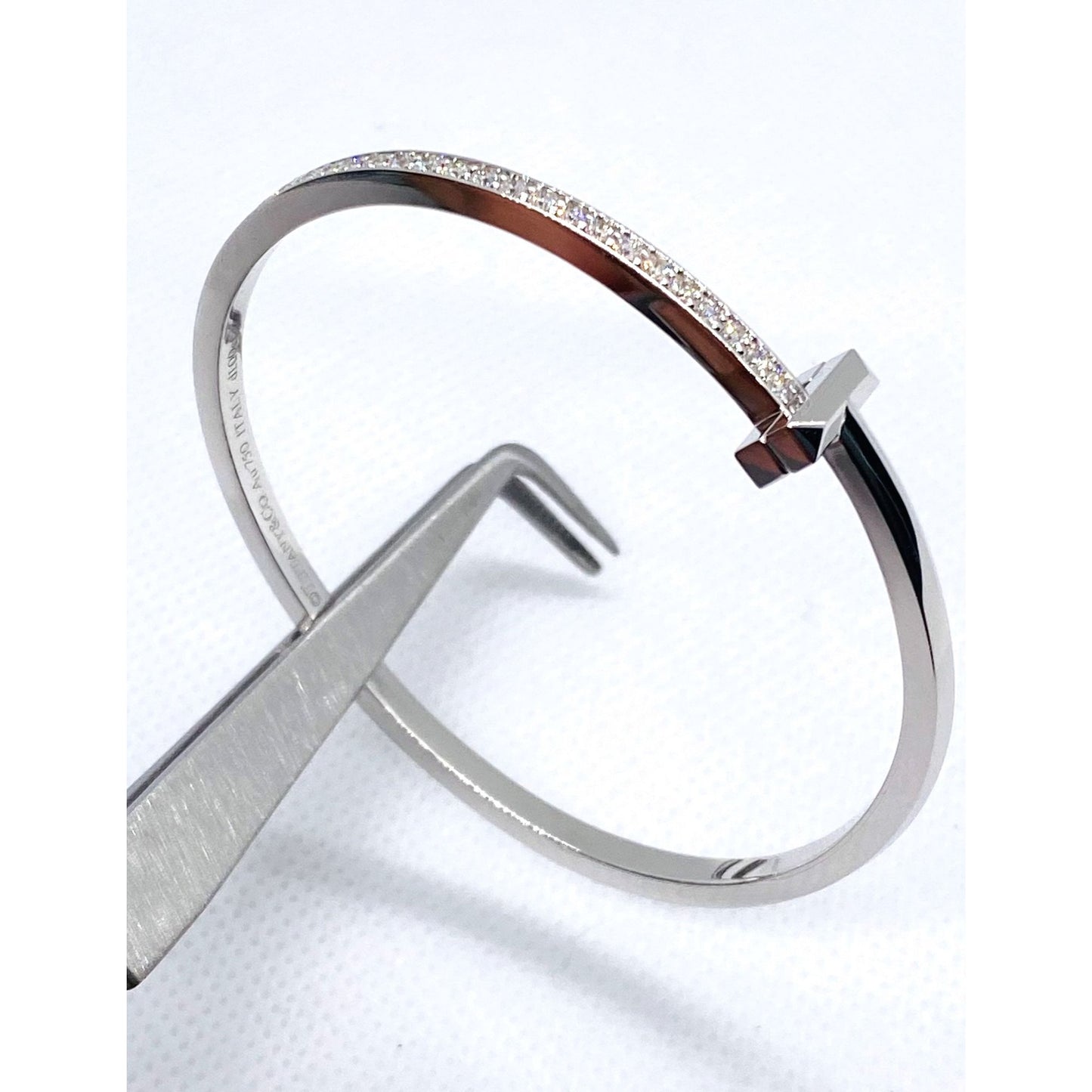 Tiffany & Co T1 Narrow Diamond  Hinged Bangle 18k White Gold Small