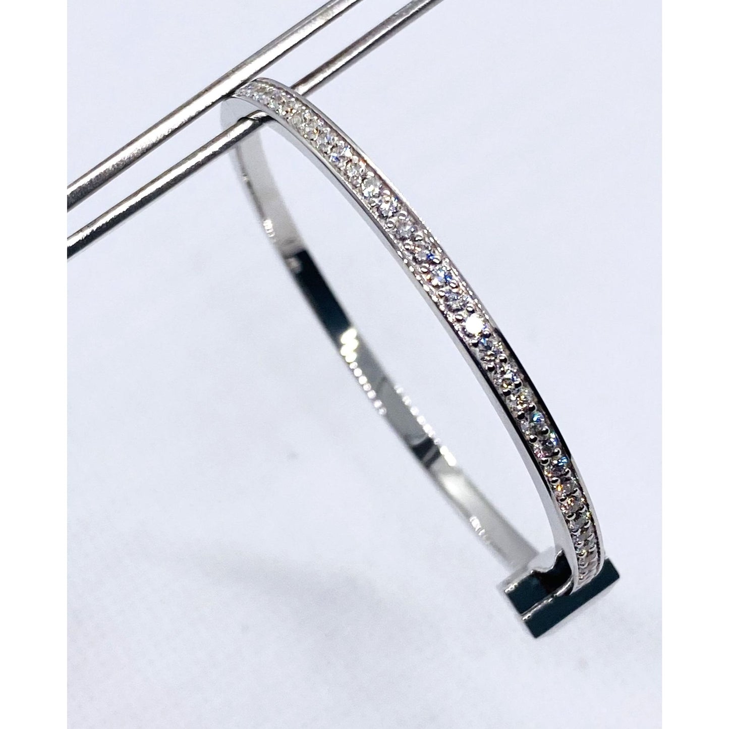 Tiffany & Co T1 Narrow Diamond  Hinged Bangle 18k White Gold Small