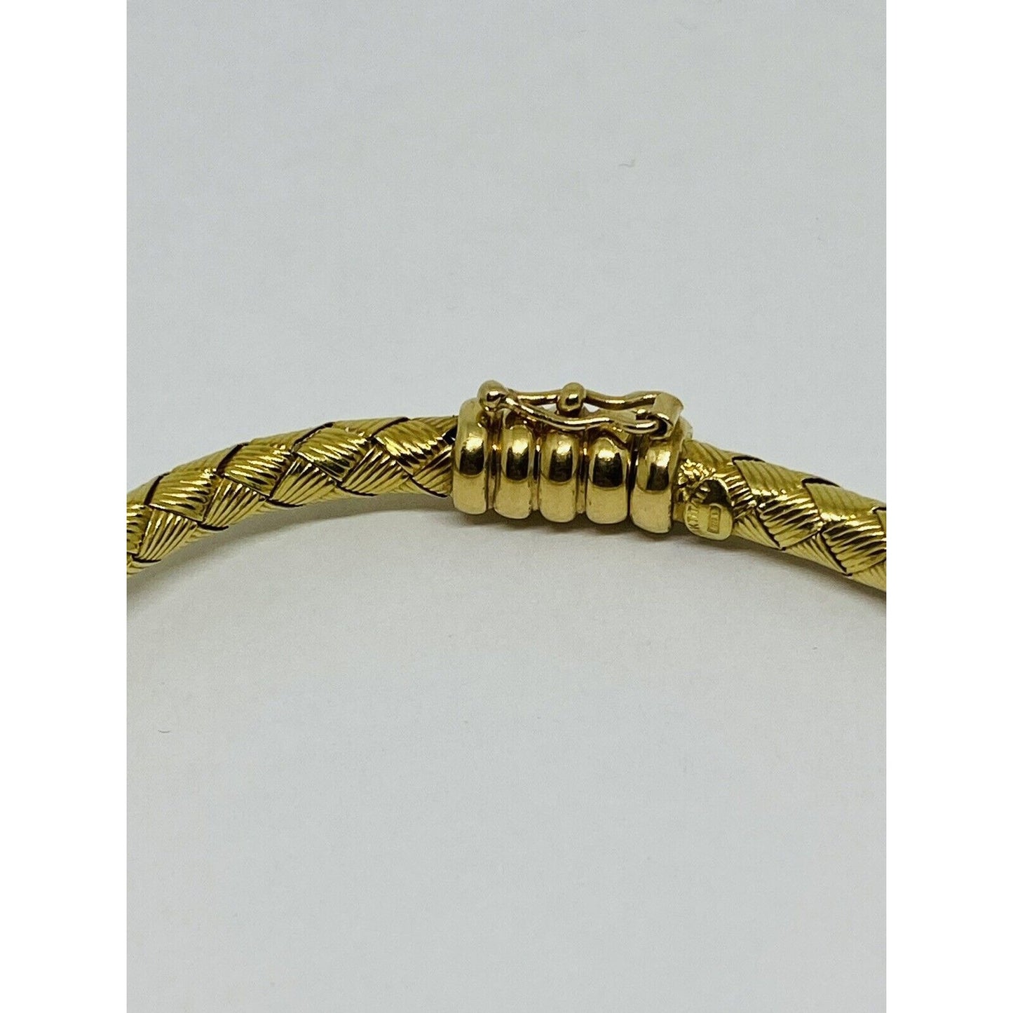 Roberto Coin Diamond Bangle Bracelet Silk Weave 2 Station Solid 18K Gold 7”