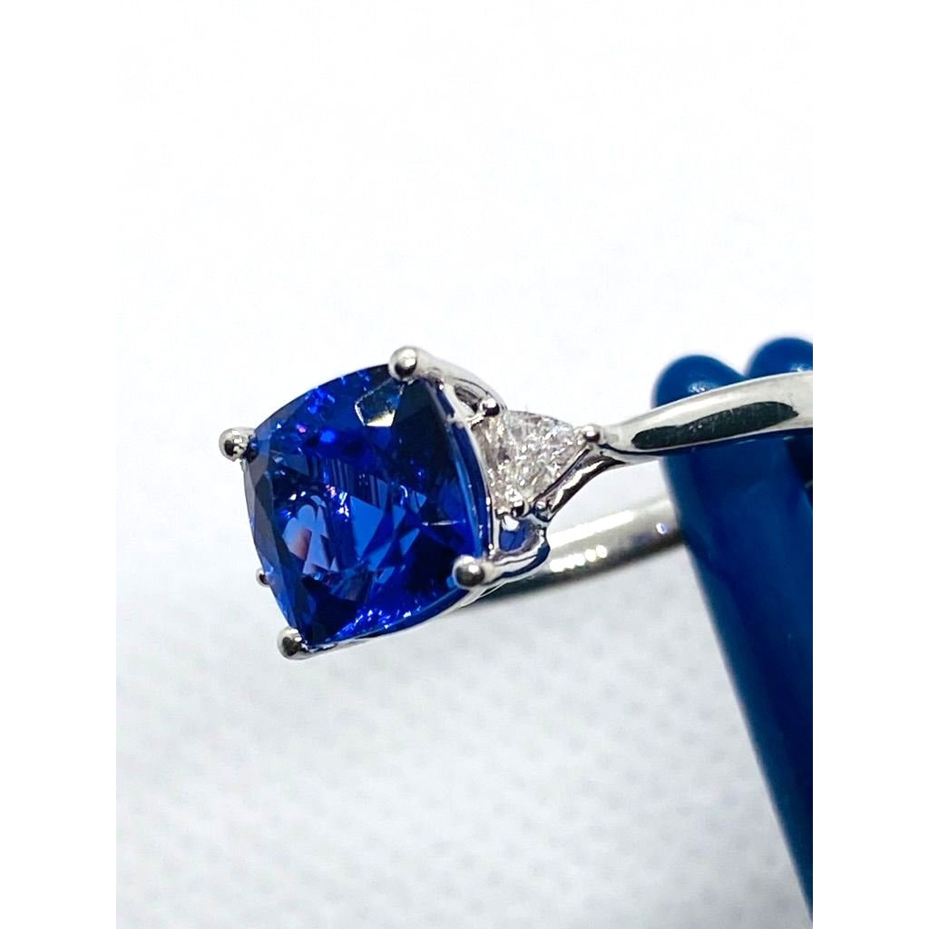 Rhapsody Platinum 950 Tanzanite and Trillian Diamond Ring Size 8