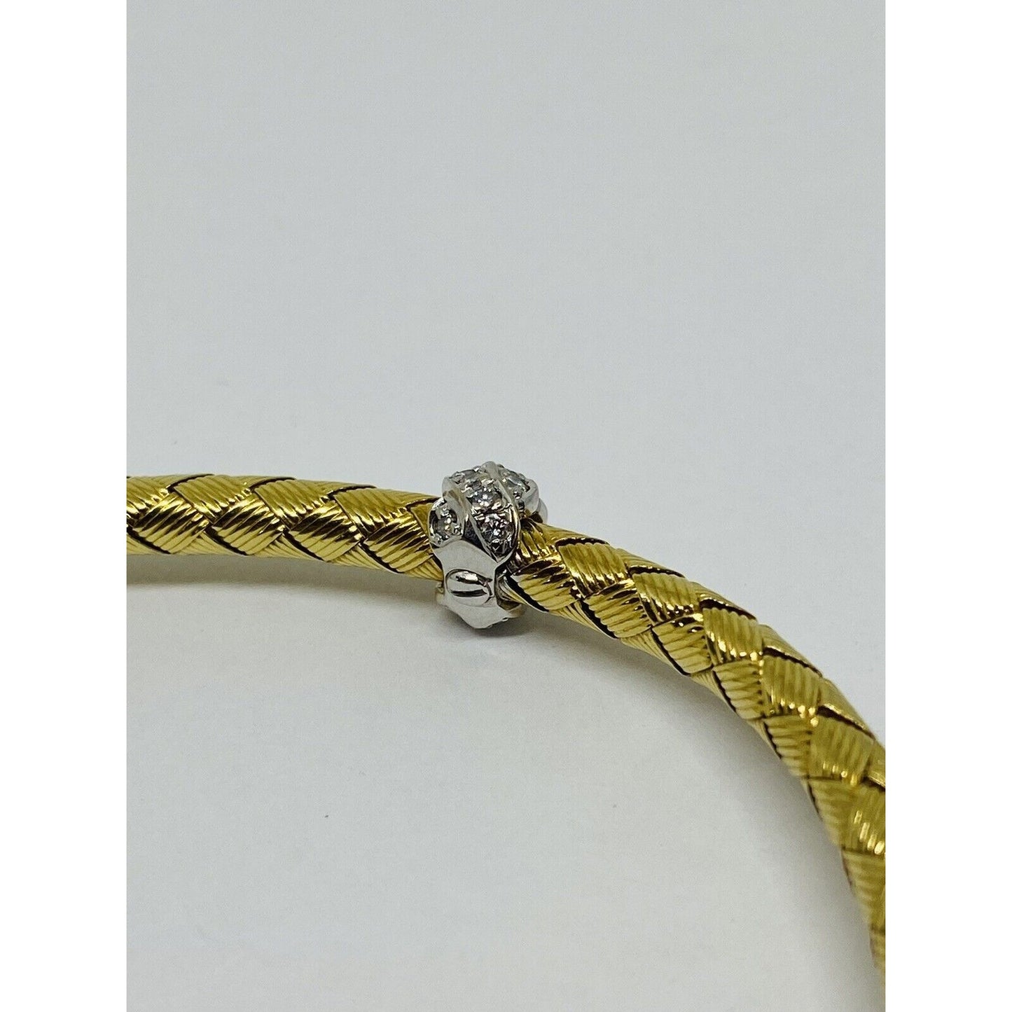 Roberto Coin Diamond Bangle Bracelet Silk Weave 2 Station Solid 18K Gold 7”